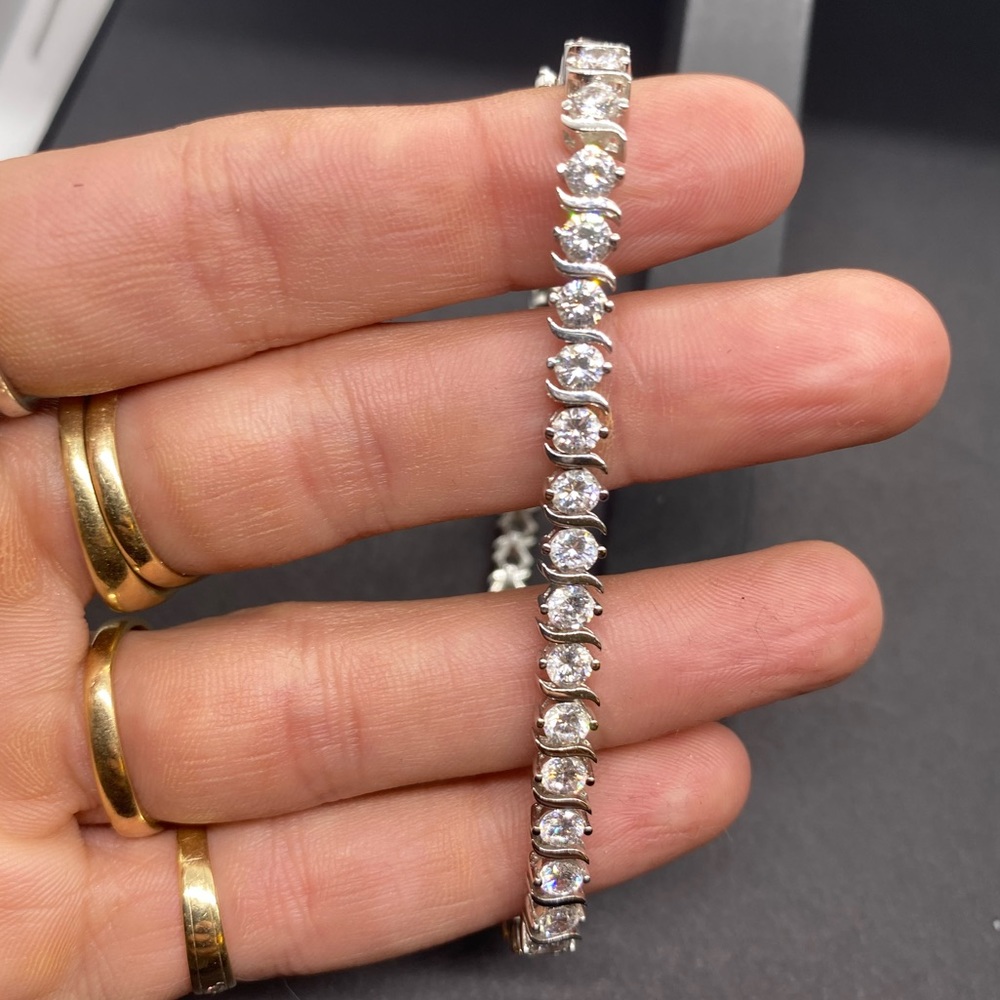 TENNIS BRACELET - Silver Bracelet with Synthetic Diamonds - Picture 11 of 17